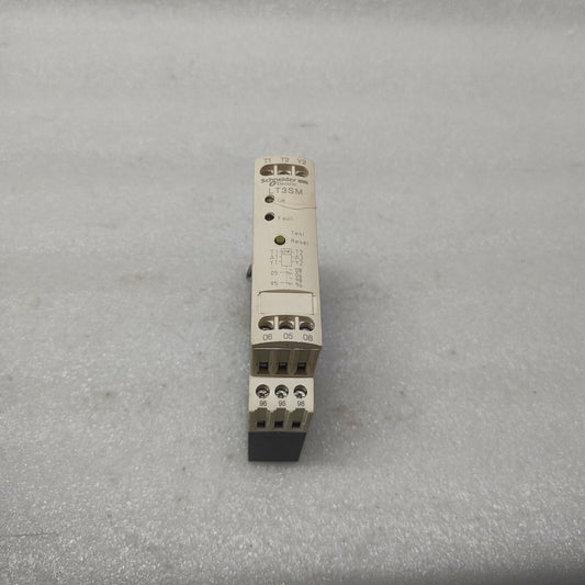 SE LT3 SM00MW PTC PROBE RELAY 24-230VAC/DC LT3SM00MW