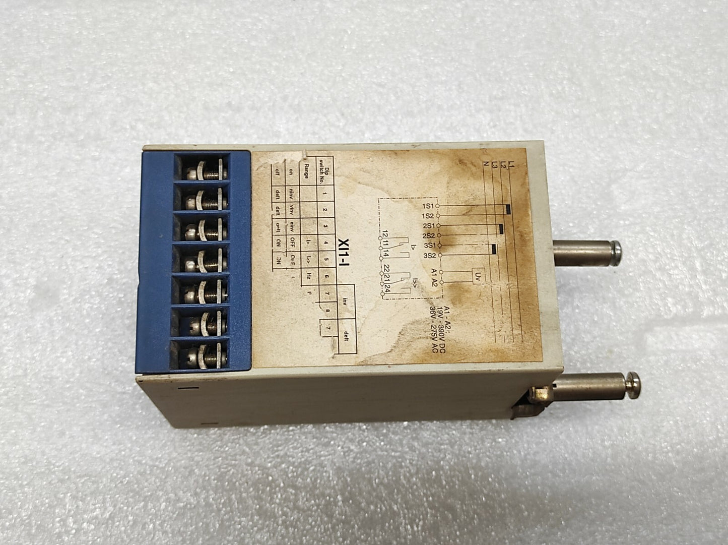 SEG XI1-I-1 TIME OVERCURRENT RELAY 36-275 VAC/19-390 VDC XI1