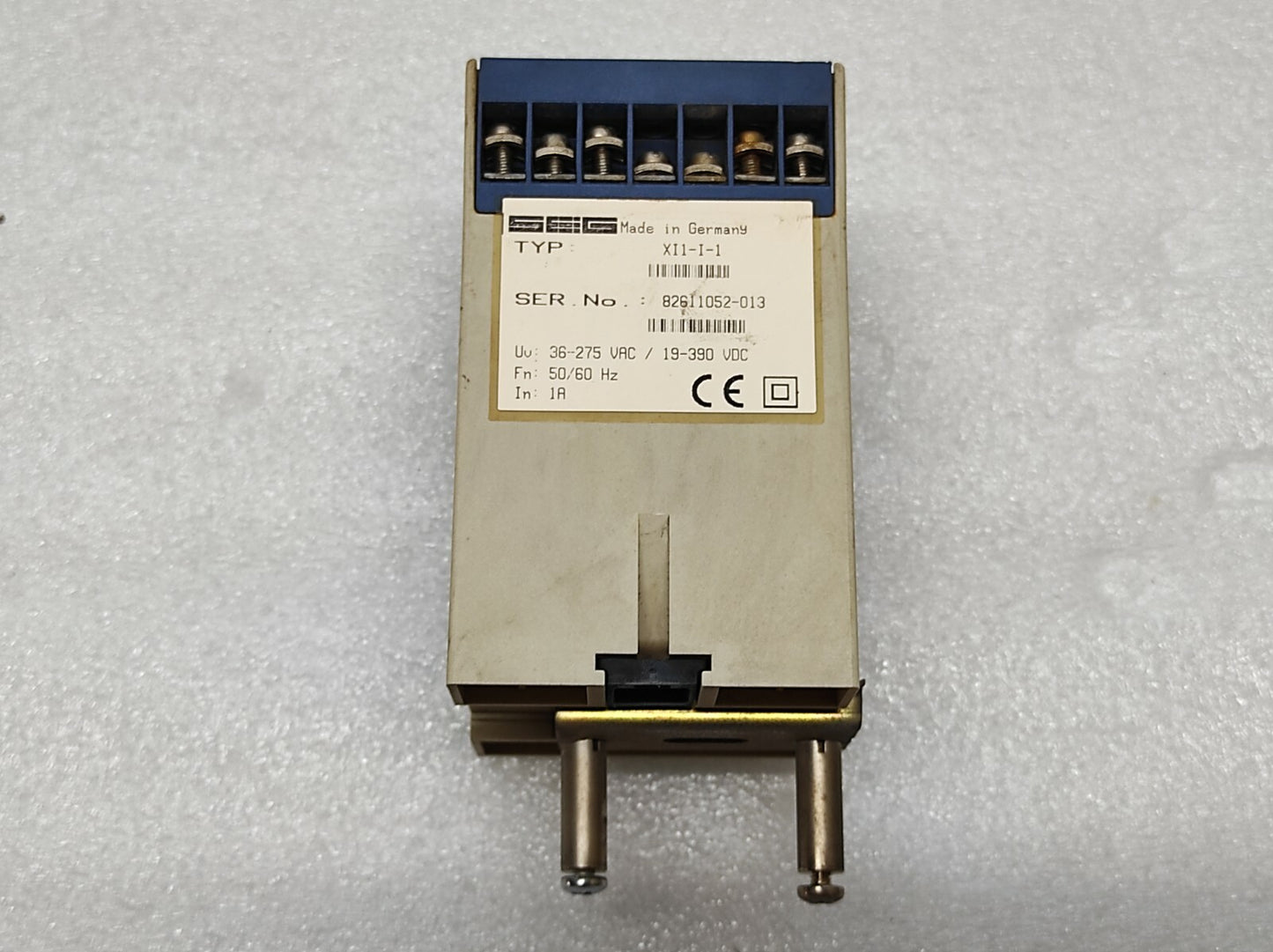 SEG XI1-I-1 TIME OVERCURRENT RELAY 36-275 VAC/19-390 VDC XI1