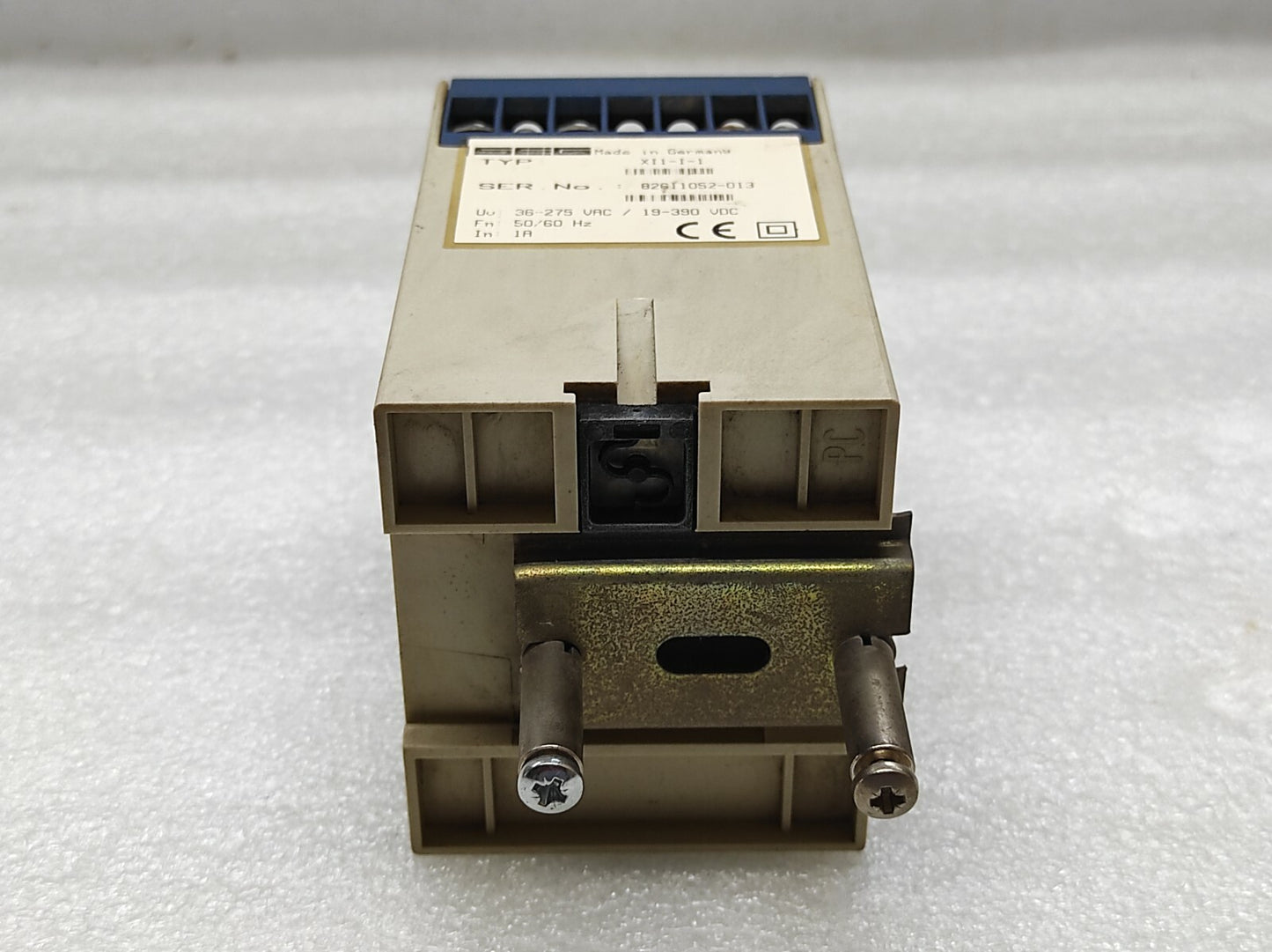 SEG XI1-I-1 TIME OVERCURRENT RELAY 36-275 VAC/19-390 VDC XI1