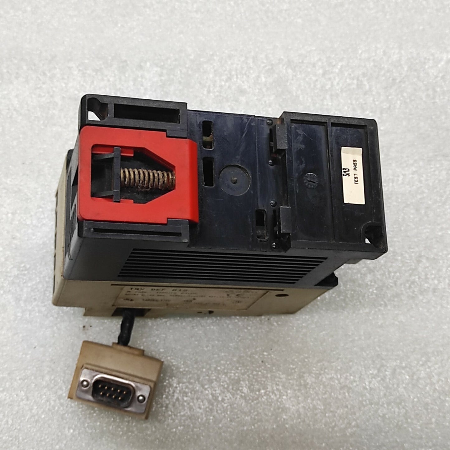 SE TSX DEF 812 INPUT MODULE TSXDEF812
