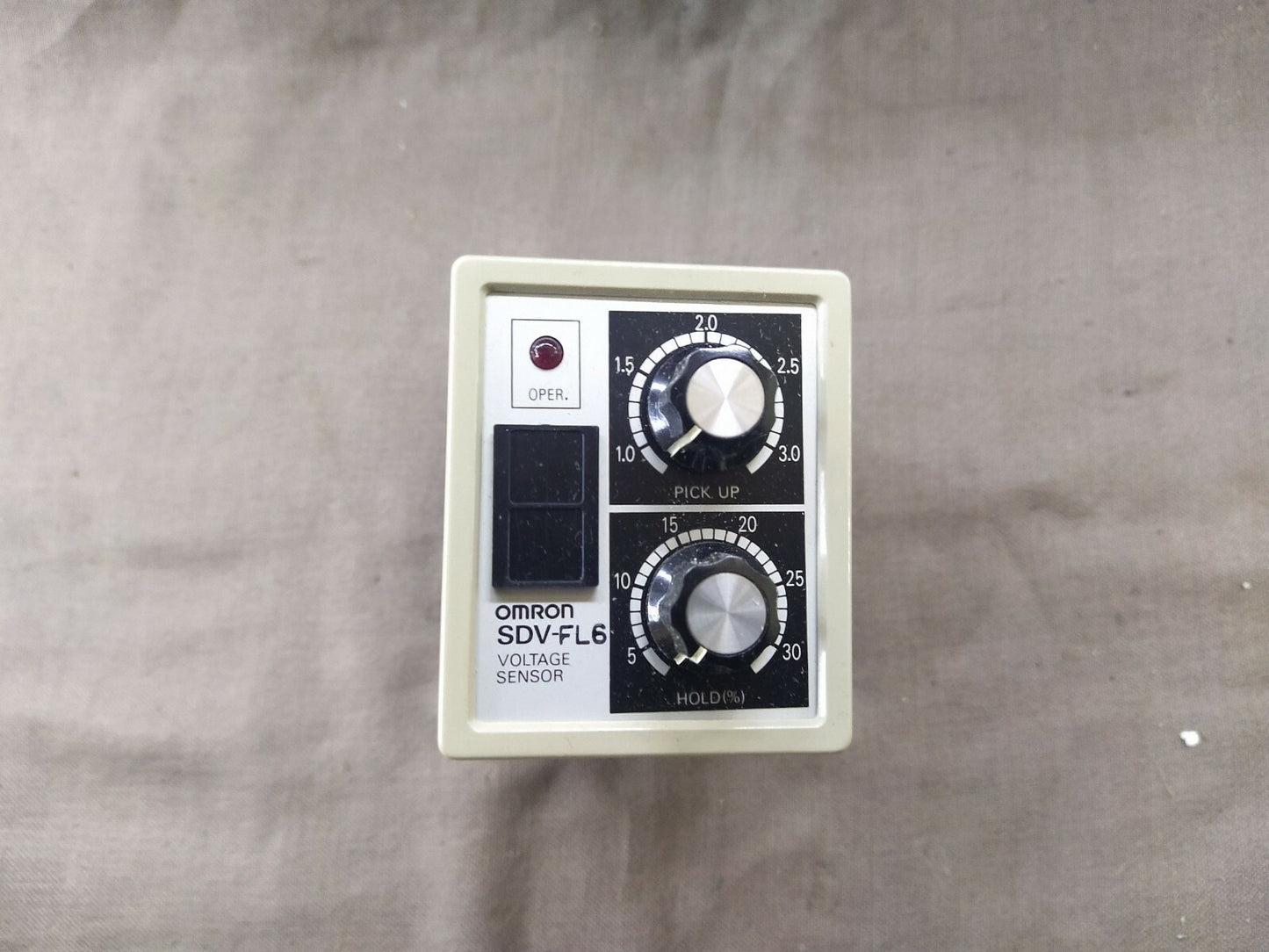 Omron SDV-FL6 Voltage Sensor 100-110V AC SDV-FL