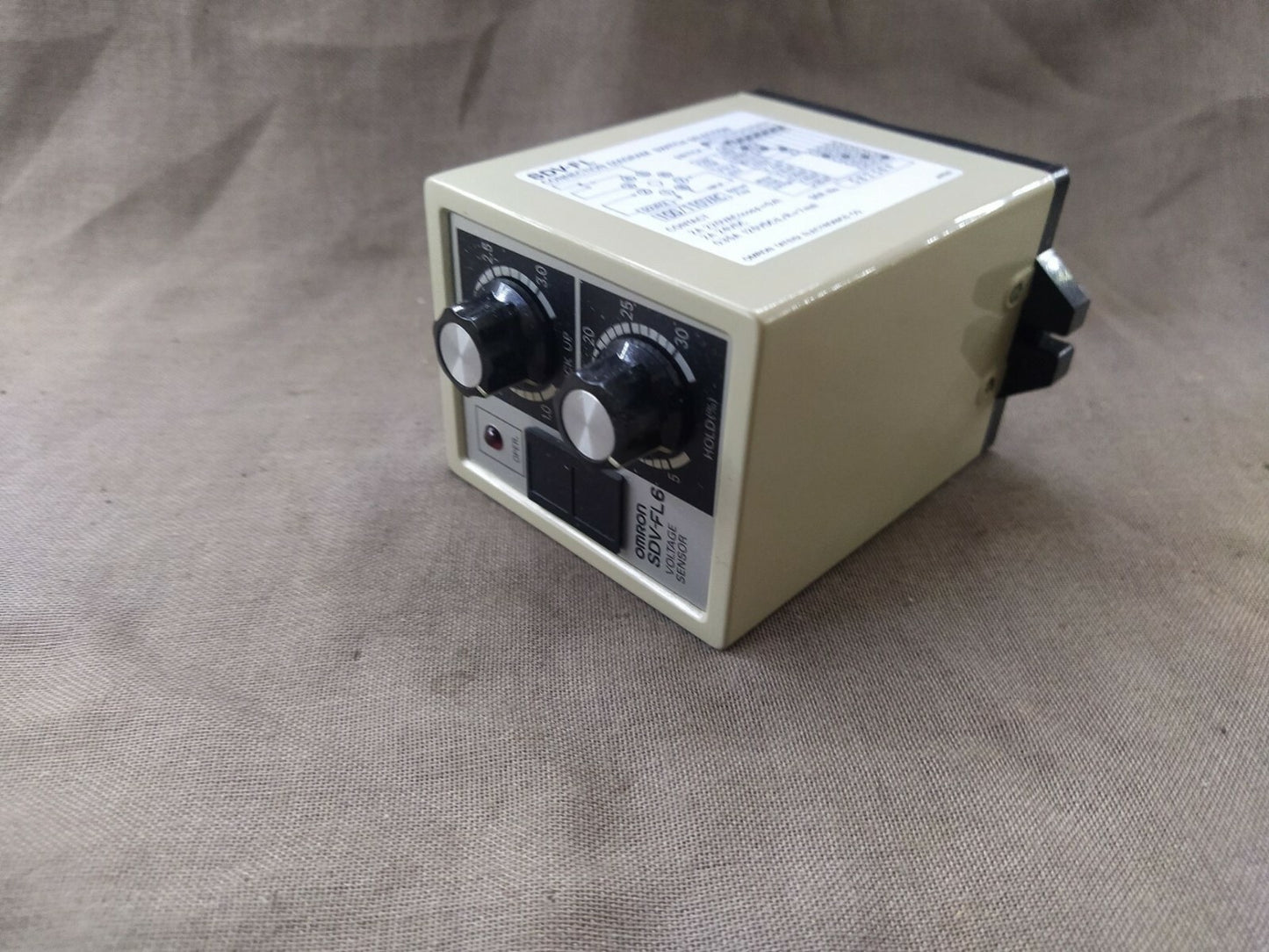 Omron SDV-FL6 Voltage Sensor 100-110V AC SDV-FL