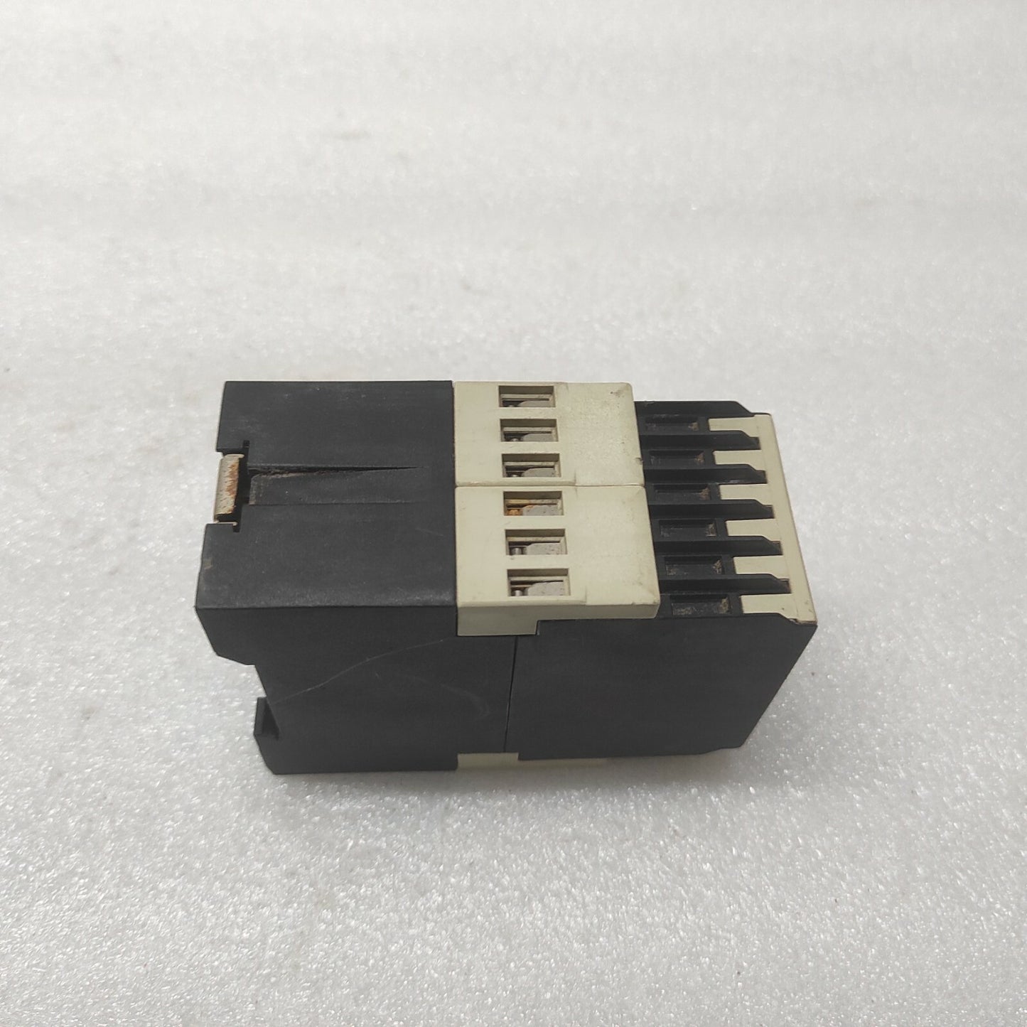 TELEMECANIQUE RM3 TAR114TS7 TIME DELAY RELAY 055691 480-500V