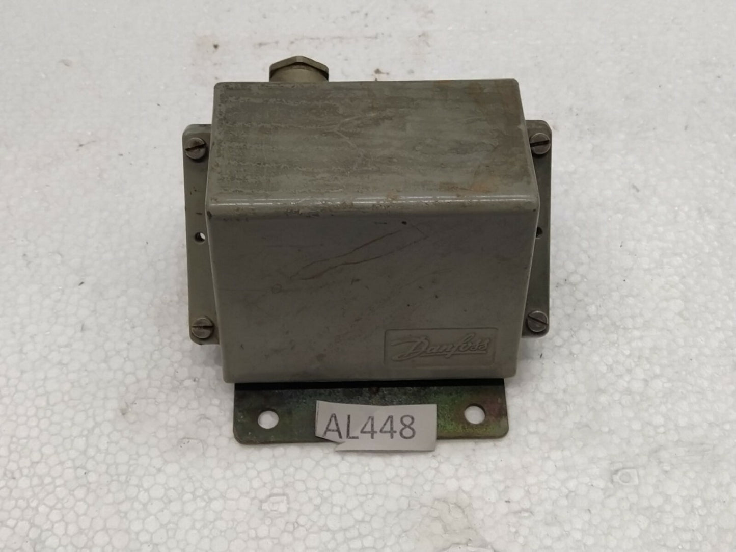 Danfoss KPS 80 Temperature Switch 060L3132 076 KPS80 060L3132