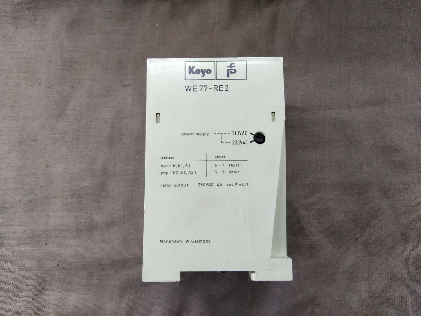 Pepperl + Fuchs Koyo WE77-RE2 Switch Amplifier 11924