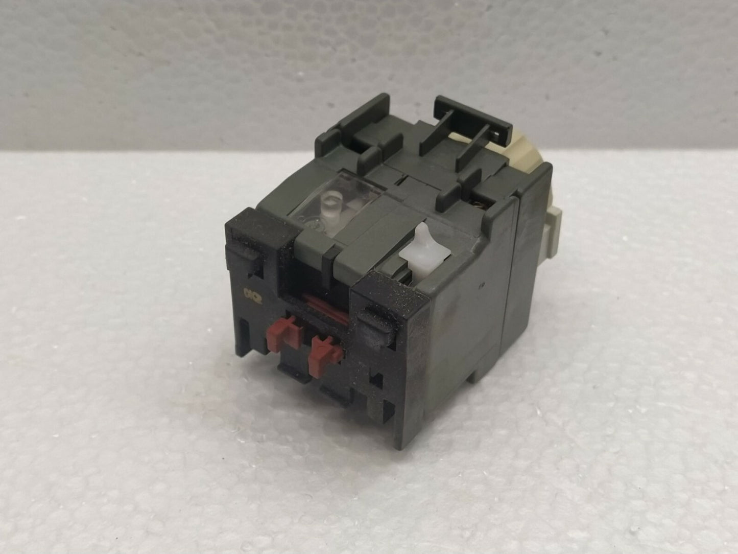 Omron TP 180IA Pneumatic Timer Off-Delay J74KN-B-TP180IA 10-180S