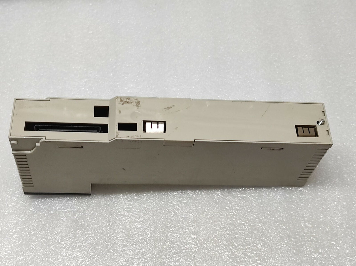 SE 140 DDO 353 00 I/O Module 140DDO35300