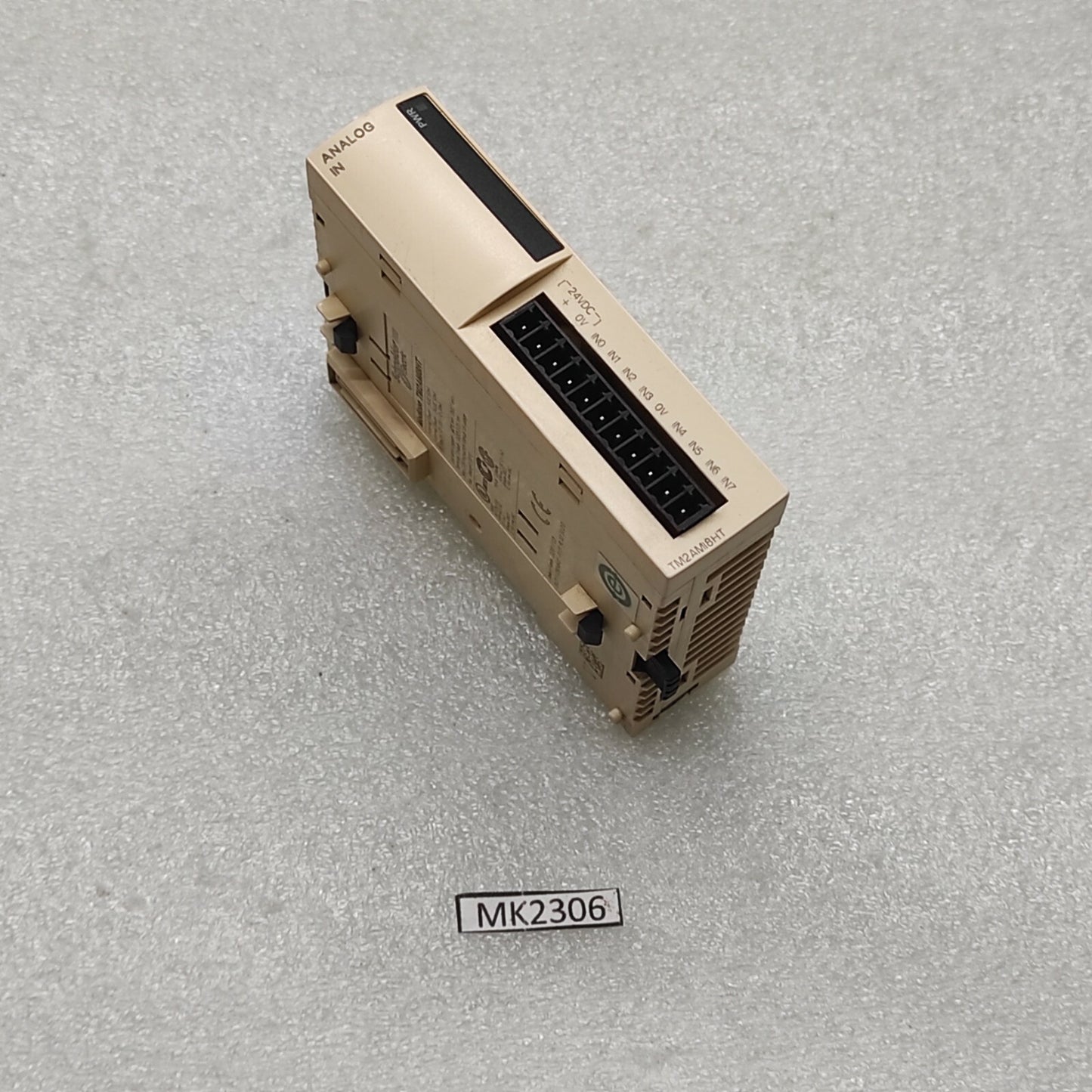 TM2AMI8HT ANALOG INPUT MODULE