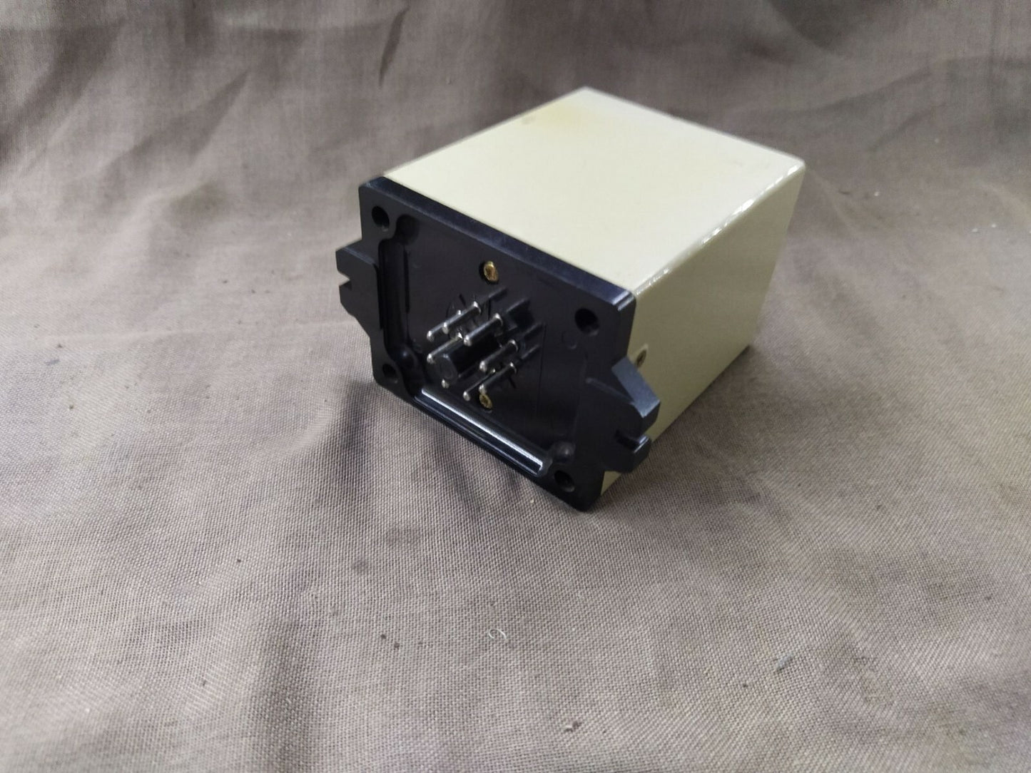 Omron SDV-FL6 Voltage Sensor 100-110V AC