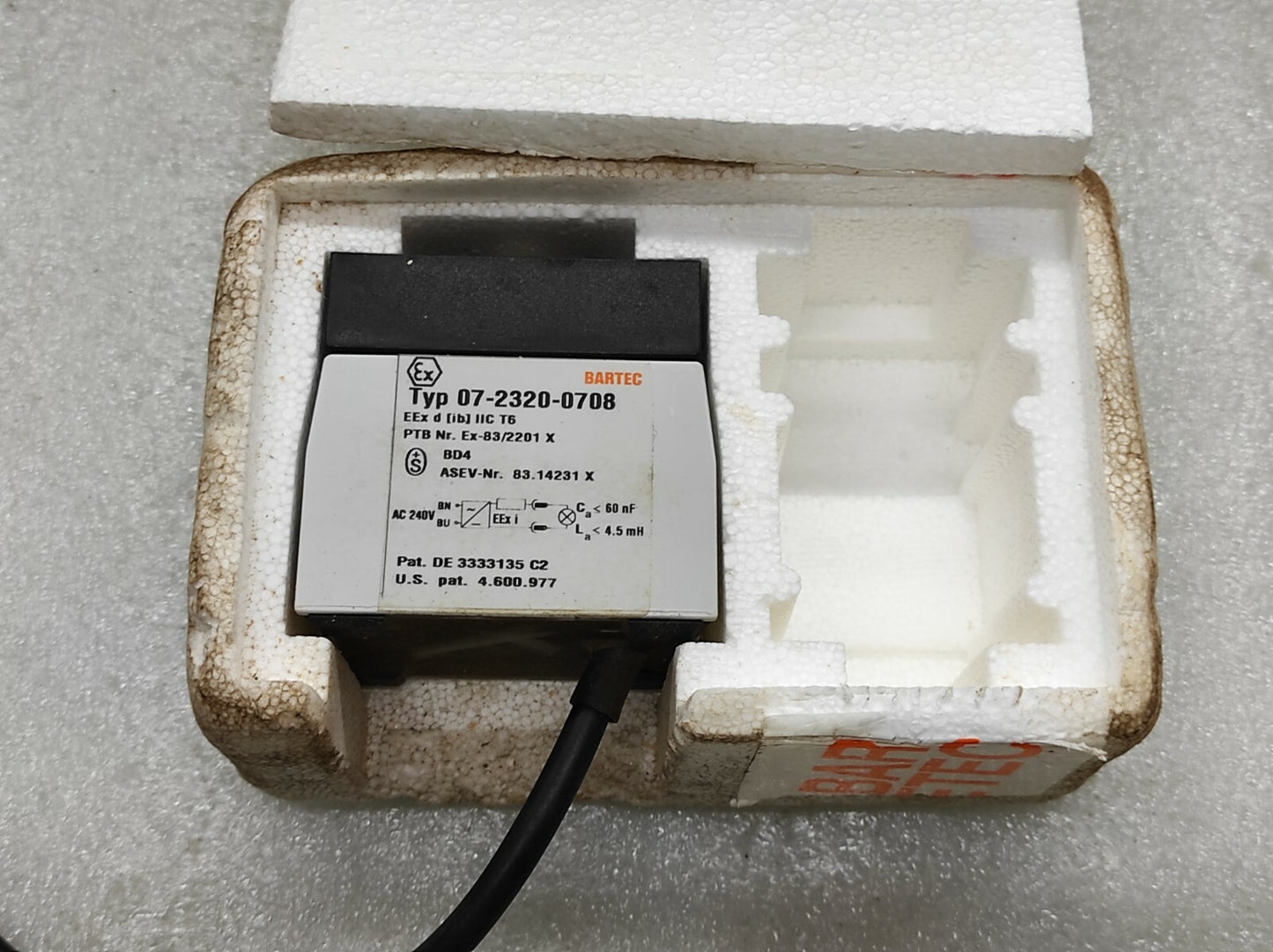 BARTEC TYP 07-2320-0708 INDICATOR LAMP CAMERON 2710990-01-01 240VAC
