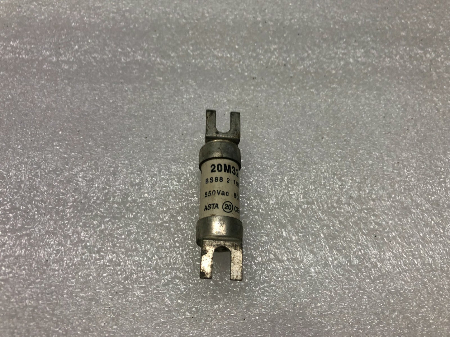 BUSSMANN NITD20M32 FUSE 20A 550VAC LOT OF 12 UNIT