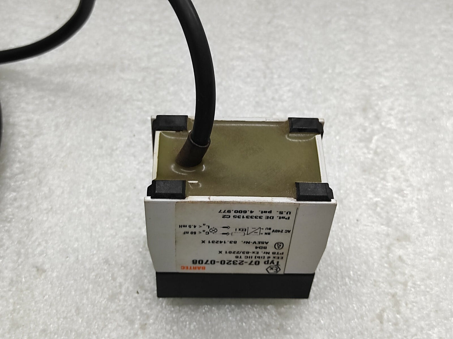 BARTEC TYP 07-2320-0708 INDICATOR LAMP CAMERON 2710990-01-01 240VAC