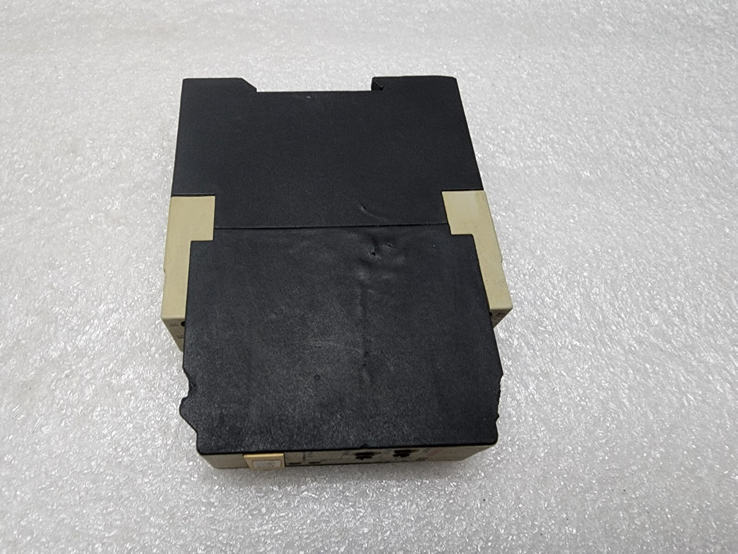 SCHIELE ERS ON DELAY TIMER 2.430.102.01 0.05S-300H 110-240VAC/24VAC-DC