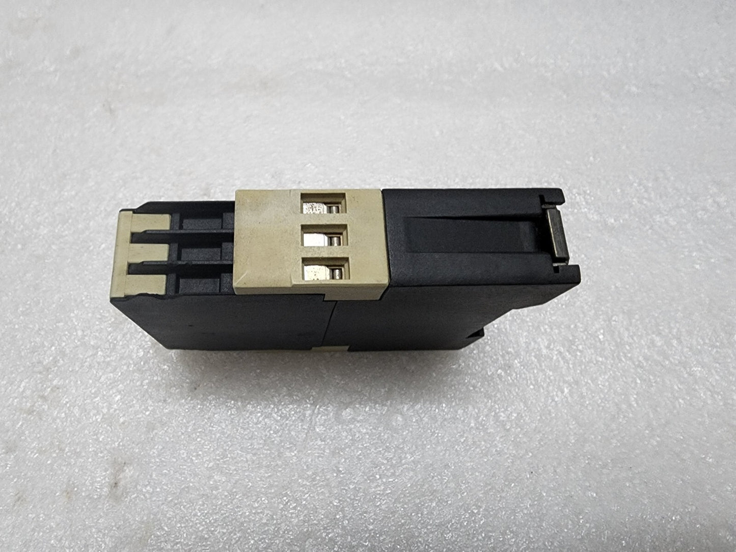SCHIELE ERS ON DELAY TIMER 2.430.102.01 0.05S-300H 110-240VAC/24VAC-DC