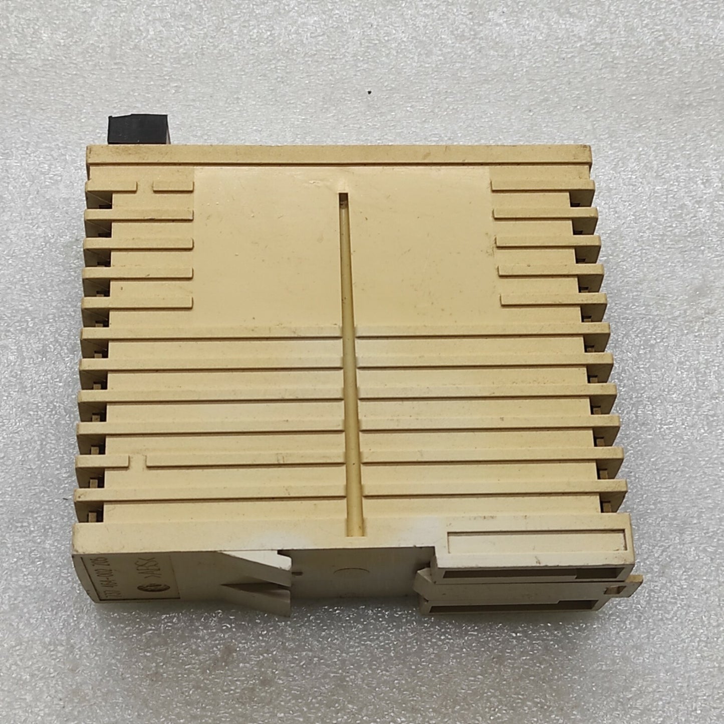 SE 499NES18100 CONNEXIUM SWITCH 8TX 10/100