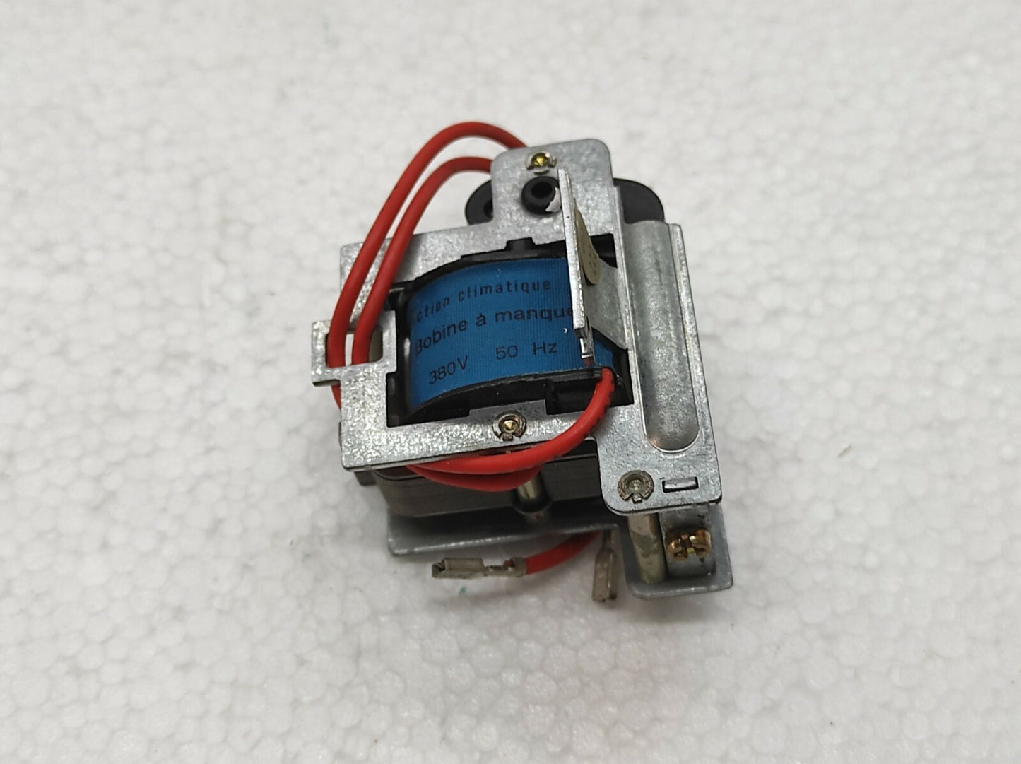 Moeller U-NZM9 Undervoltage Release 380V 50Hz AWA 123-700