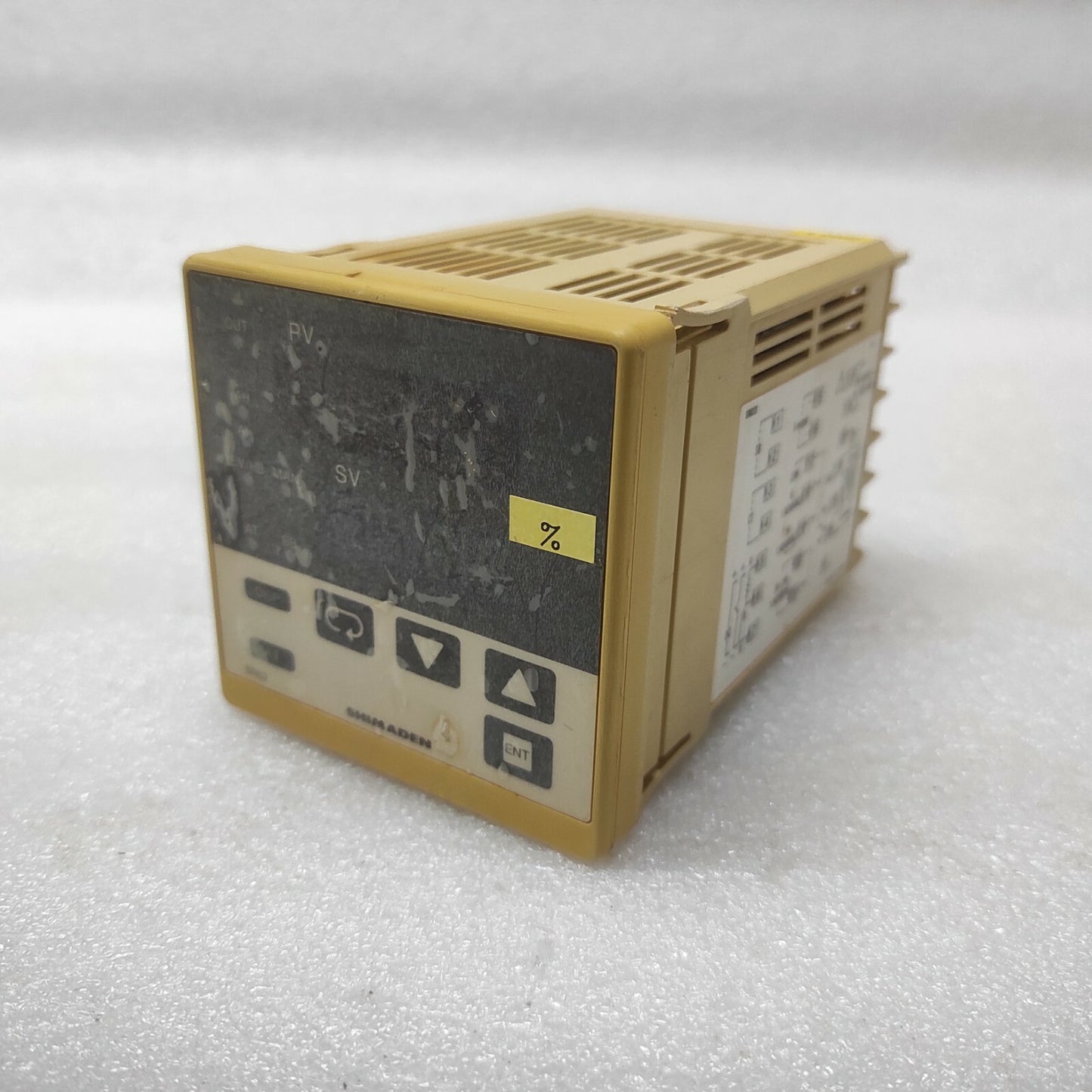 SHIMADEN SR62 TEMPERATURE CONTROLLER SR62-411-90-0000C 100-240V