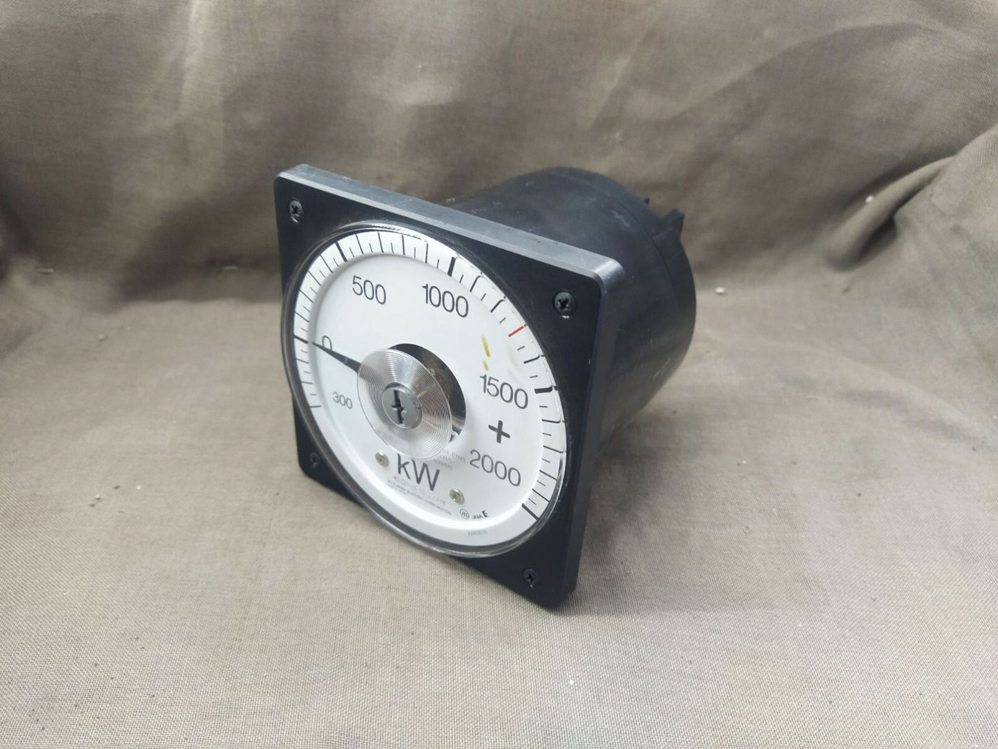 Mitsubishi LP-110NW Watt Meter Power Meter 0-2000kW CT 2500/5 VT 600/110 110V 5A