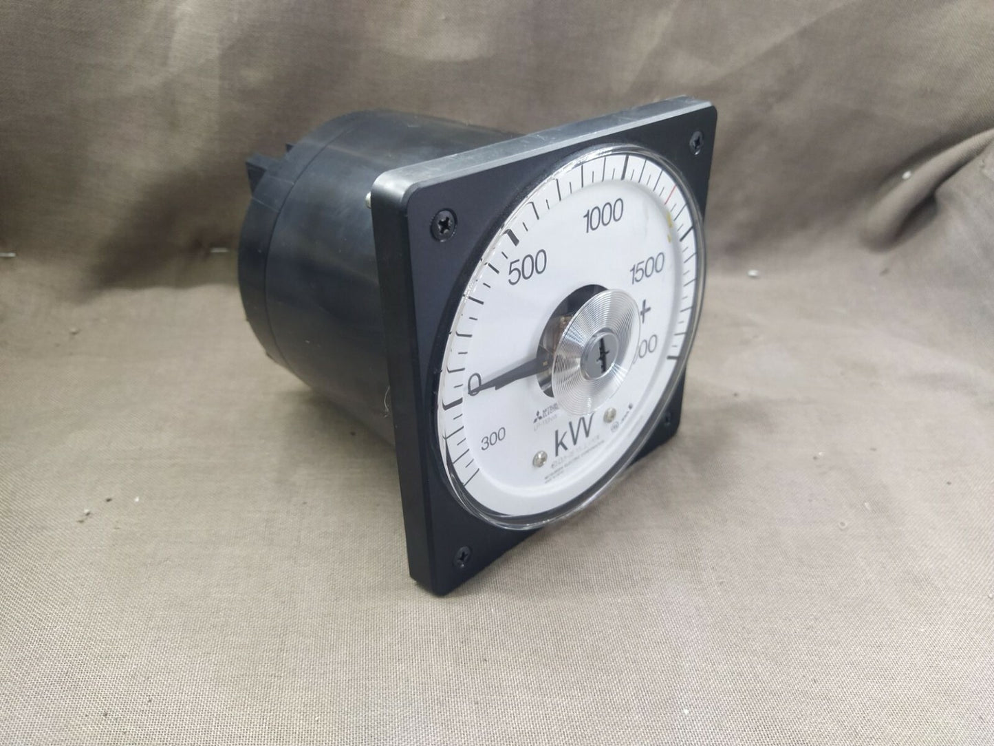 Mitsubishi LP-110NW Watt Meter Power Meter 0-2000kW CT 2500/5 VT 600/110 110V 5A