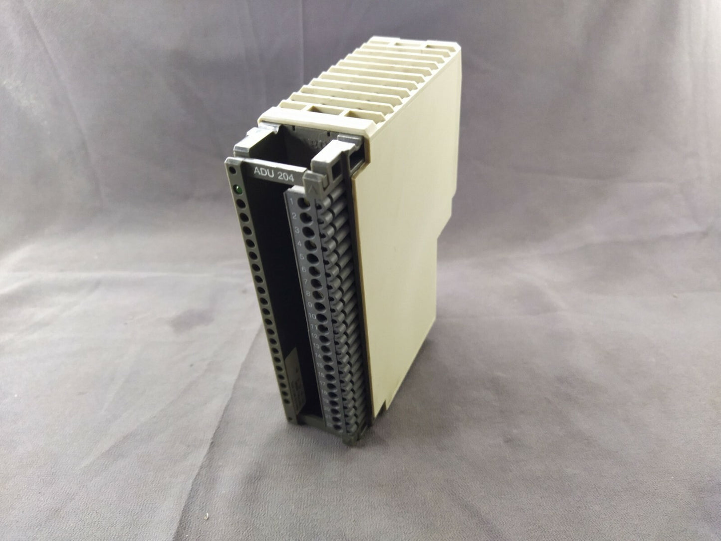 SE TSX Compact AS-BADU-204 Analog Input Module