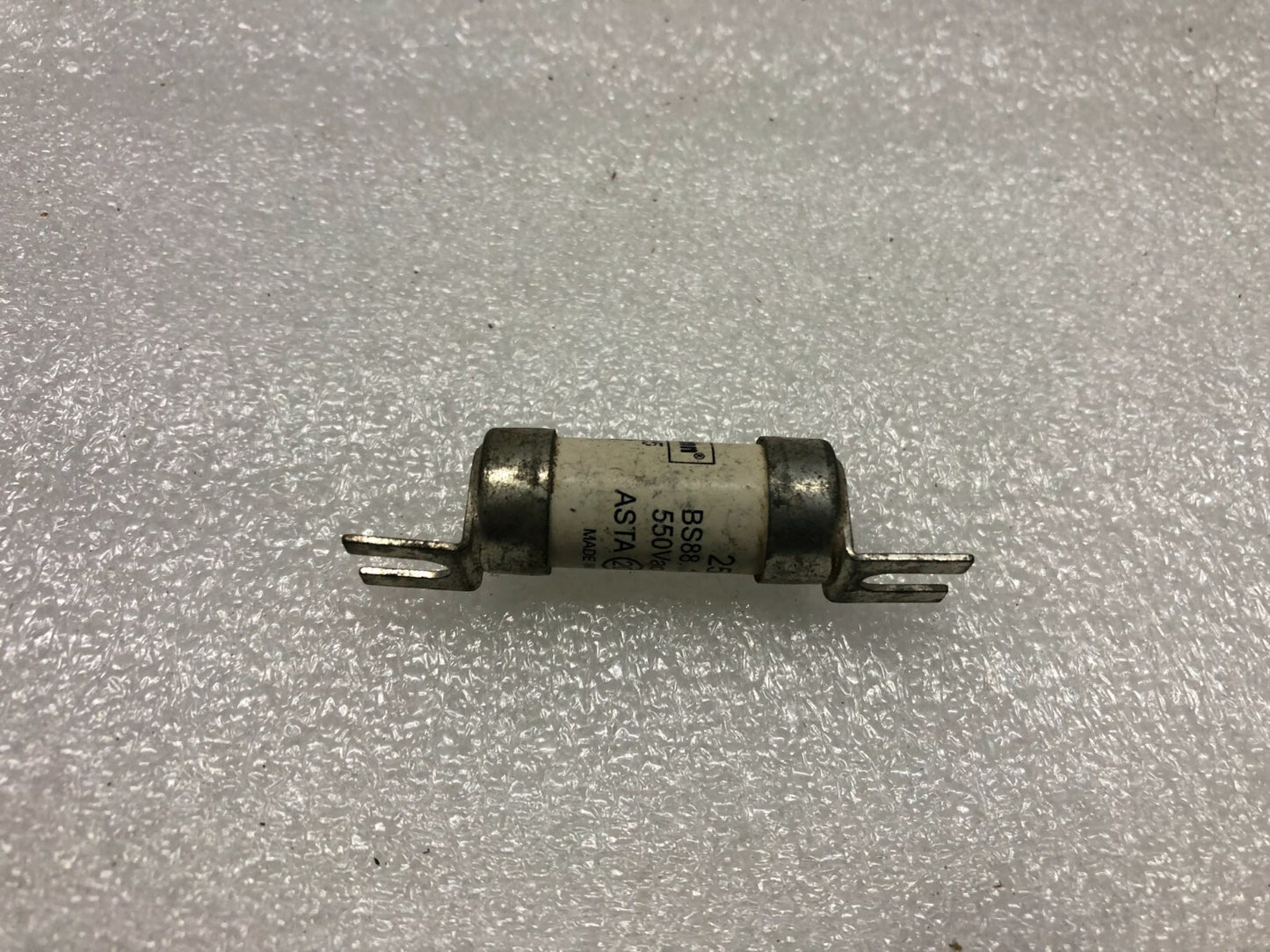 BUSSMANN NITD25 FUSE 25A 550VAC LOT OF 11 UNIT