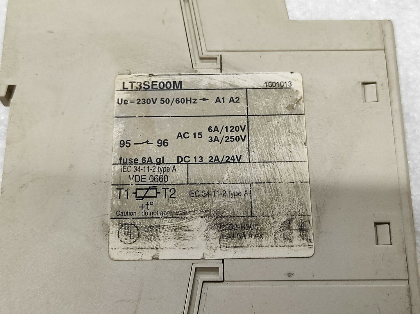 TELEMECANIQUE LT3SE00M PTC PROBE RELAY 230V