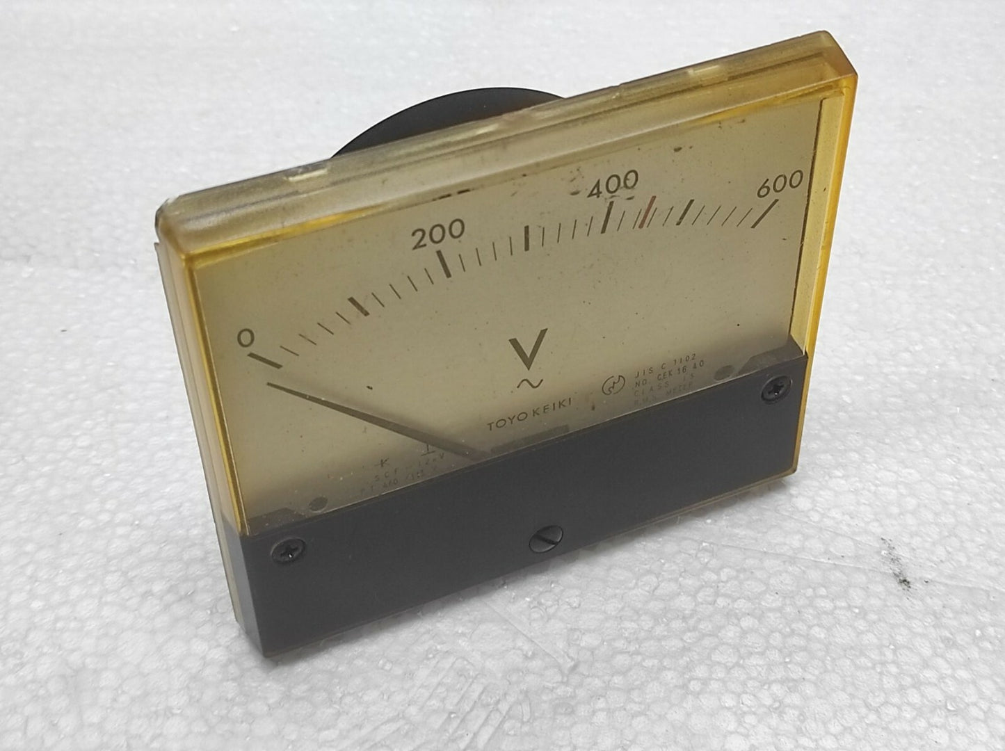 TOYO KEIKI SCF-12NV VOLT METER 0-600V PT 460/115V