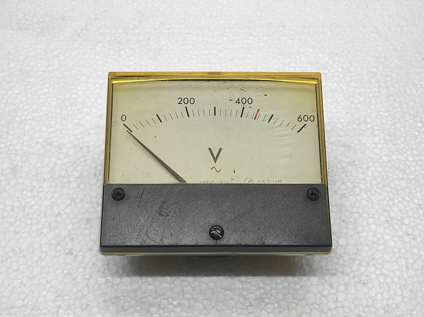 TOYO KEIKI SCF-12NV VOLT METER 0-600V PT 460/115V