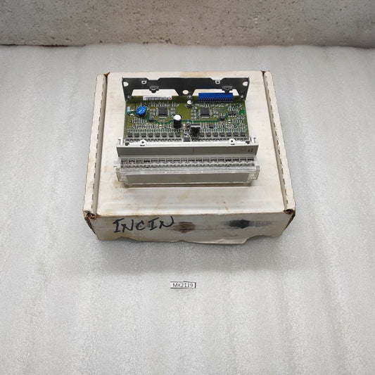 SE TSX MICRO TSXDEZ32D2 32-DISCRETE INPUT MODULE