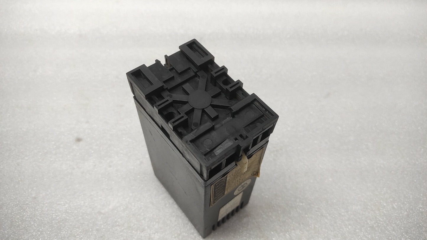 SINWOO S-CON FDC-2C8N-Y SIGNAL CONVERTER 24VDC