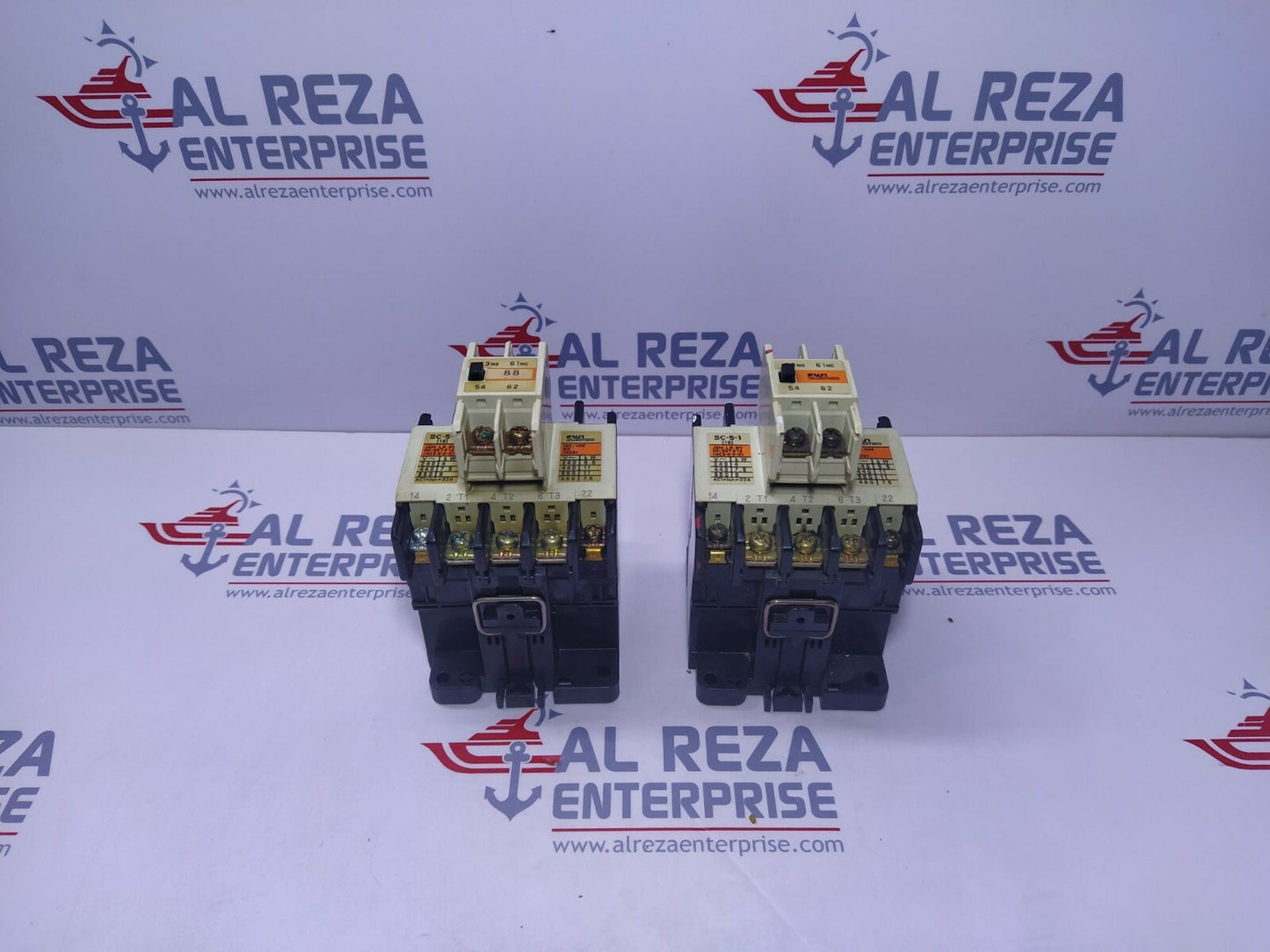 Fuji SC-5-1 (19) Magnetic Contactor 32A Coil Voltage 400-440V SZ-A11 Aux Relay