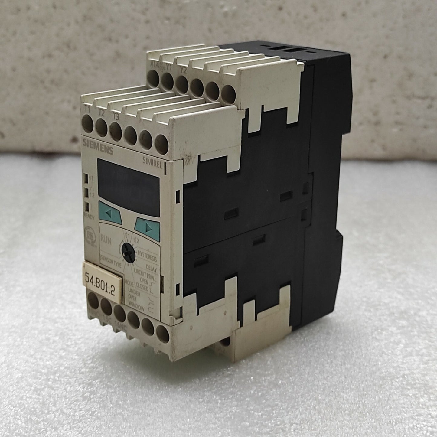 SIEMENS 3RS1040-1GD50 TEMPERATURE MONITORING RELAY
