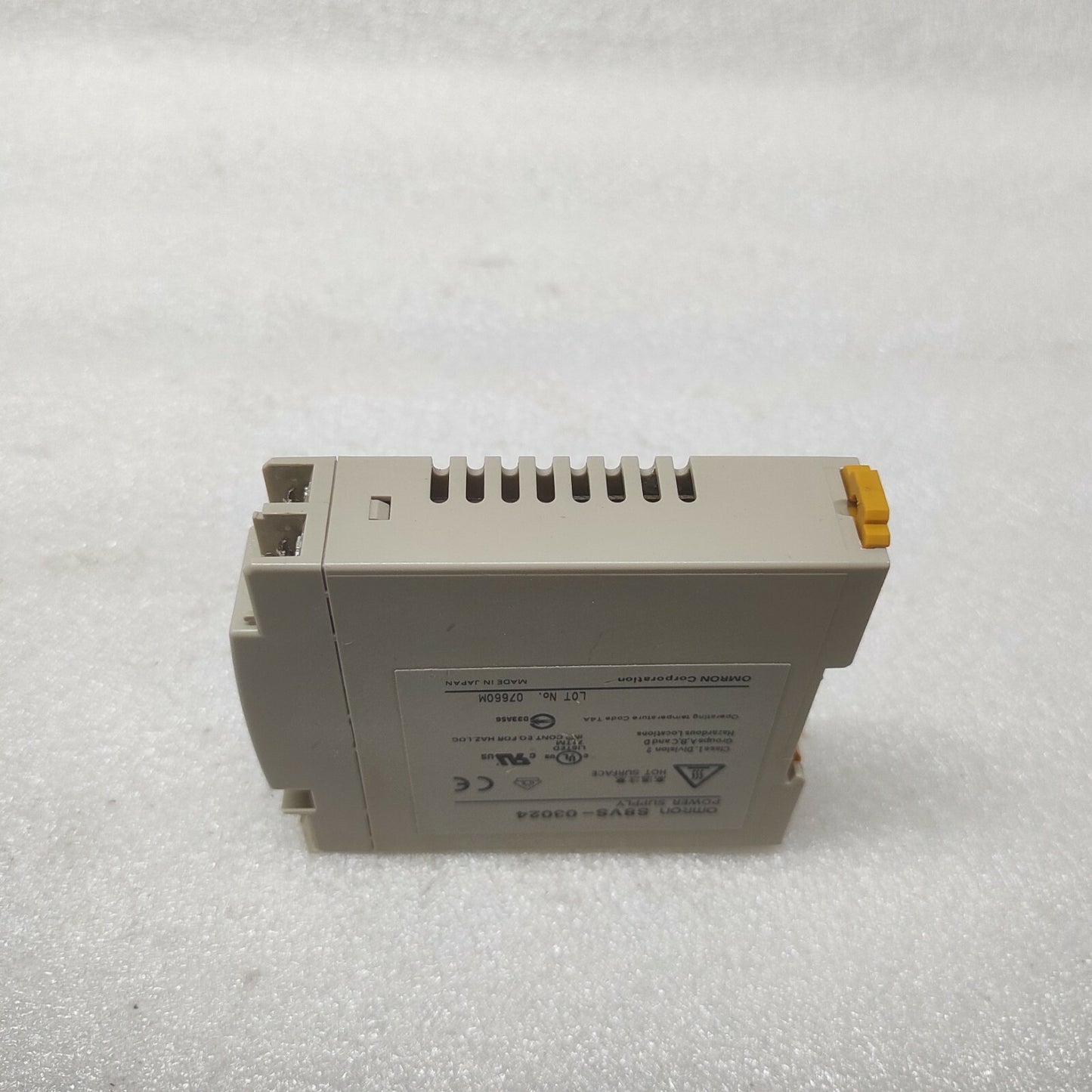 OMRON S8VS-03024 POWER SUPPLY 24VDC 1.3A
