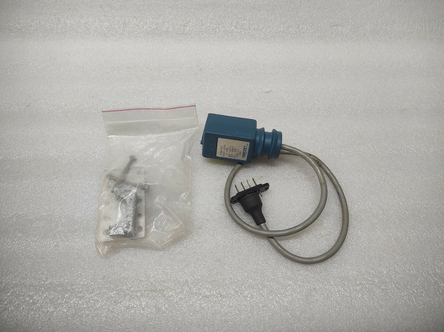 OPCON 1452A-6517 PHOTOELECTRIC JENSEN SWITCH 11-19VDC