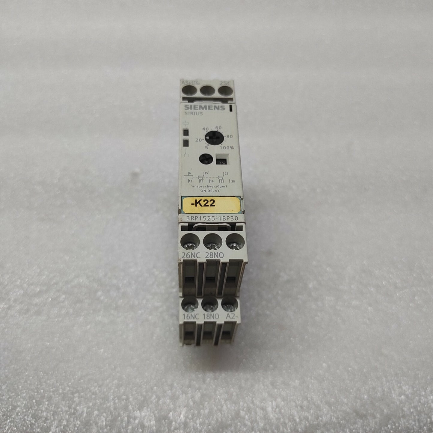 SIEMENS 3RP1525-1BP30 ON DELAY TIMER RELAY