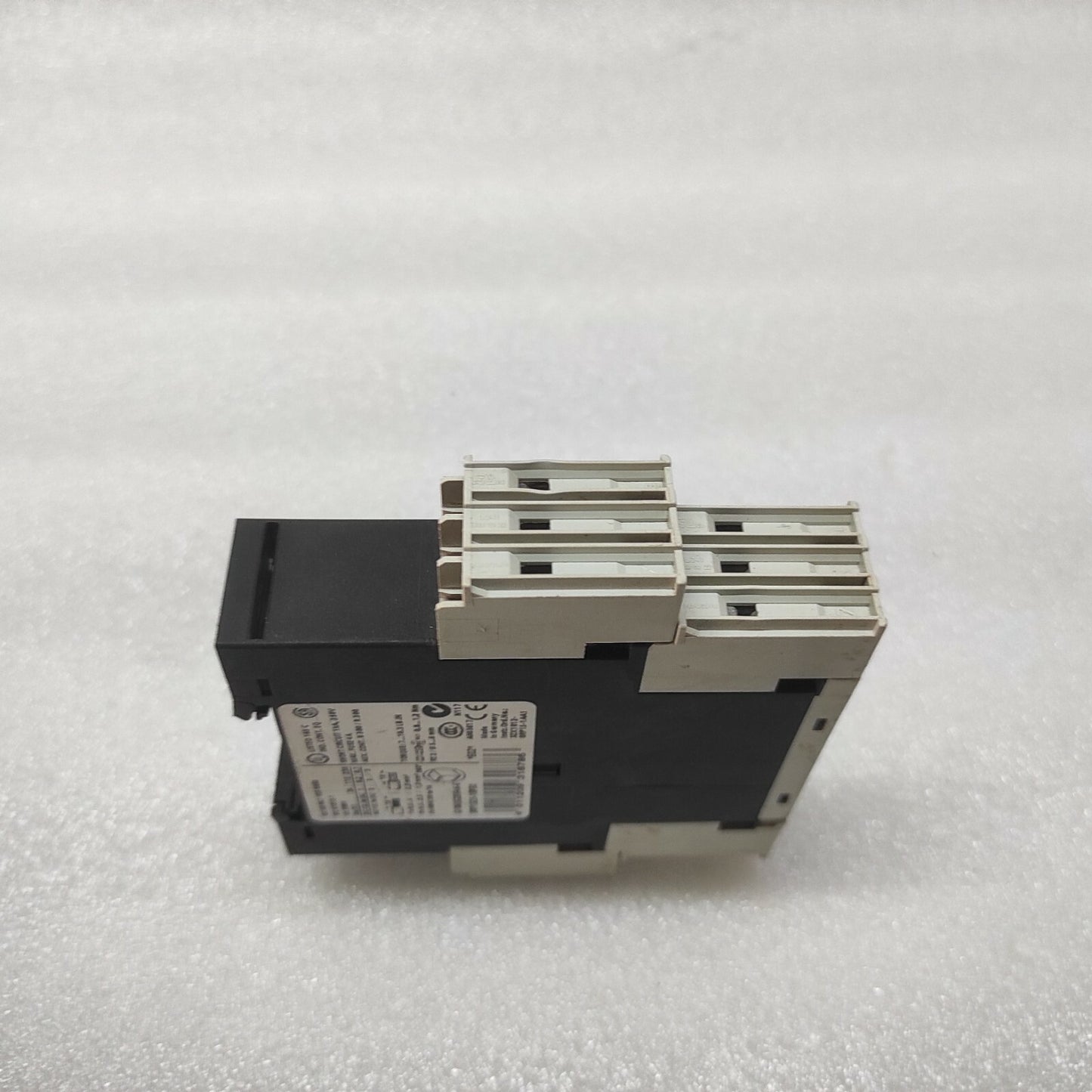 SIEMENS 3RP1525-1BP30 ON DELAY TIMER RELAY