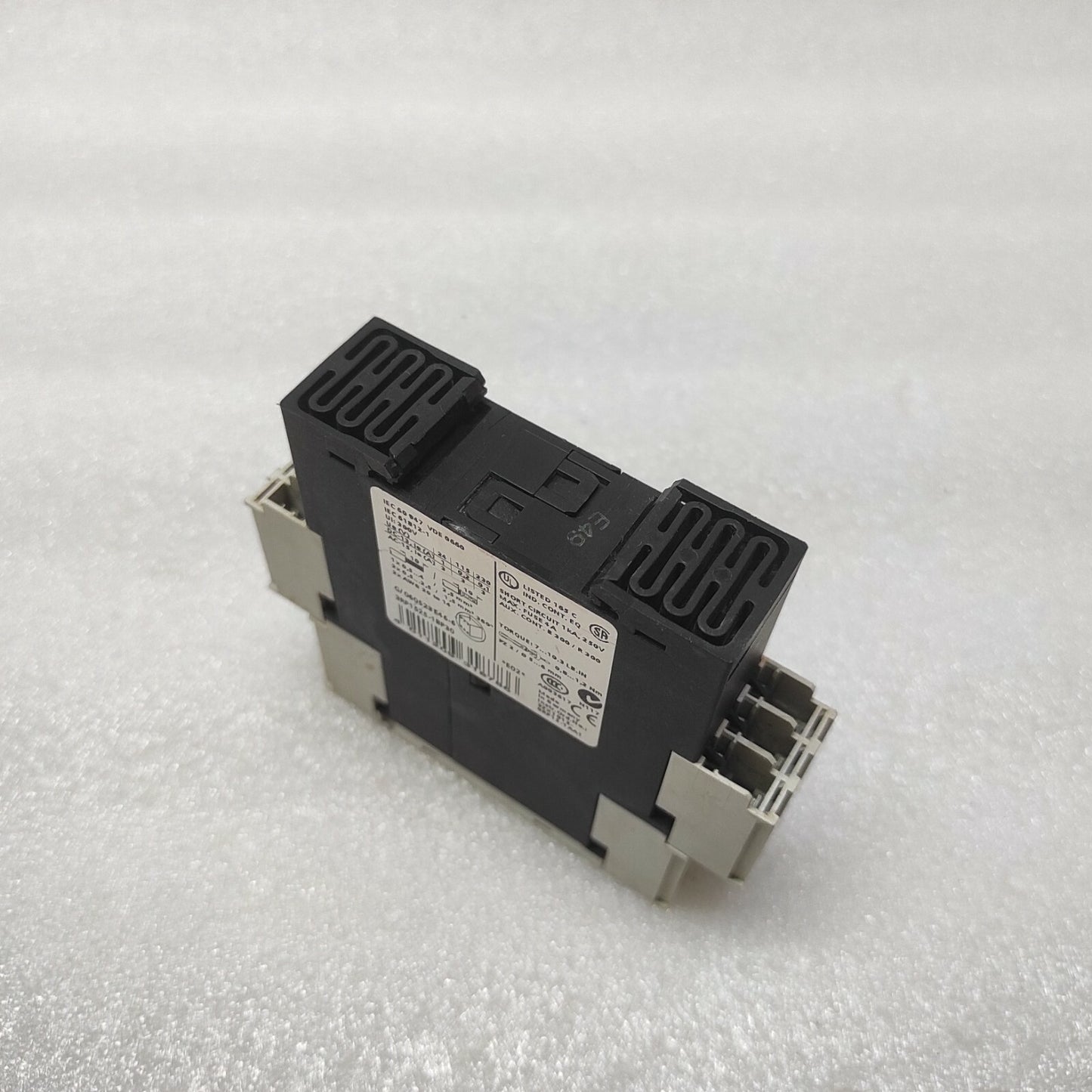 SIEMENS 3RP1525-1BP30 ON DELAY TIMER RELAY