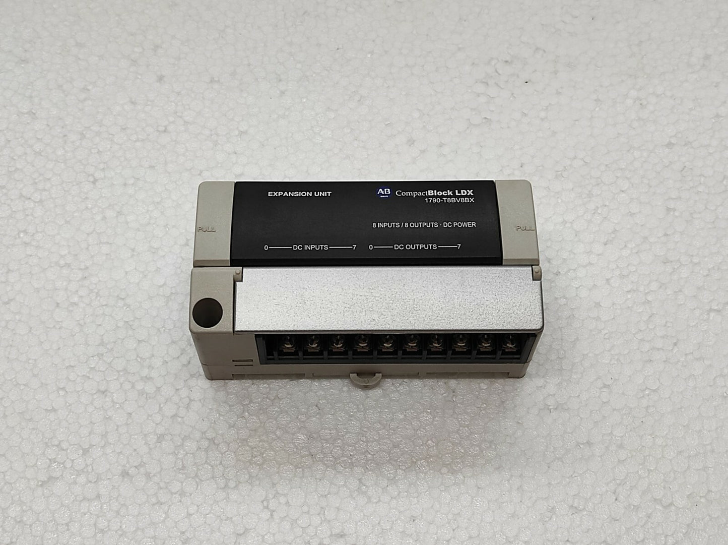 Allen Bradley CAT 1790-T8BV8BX Compact Block LDX Expansion Unit