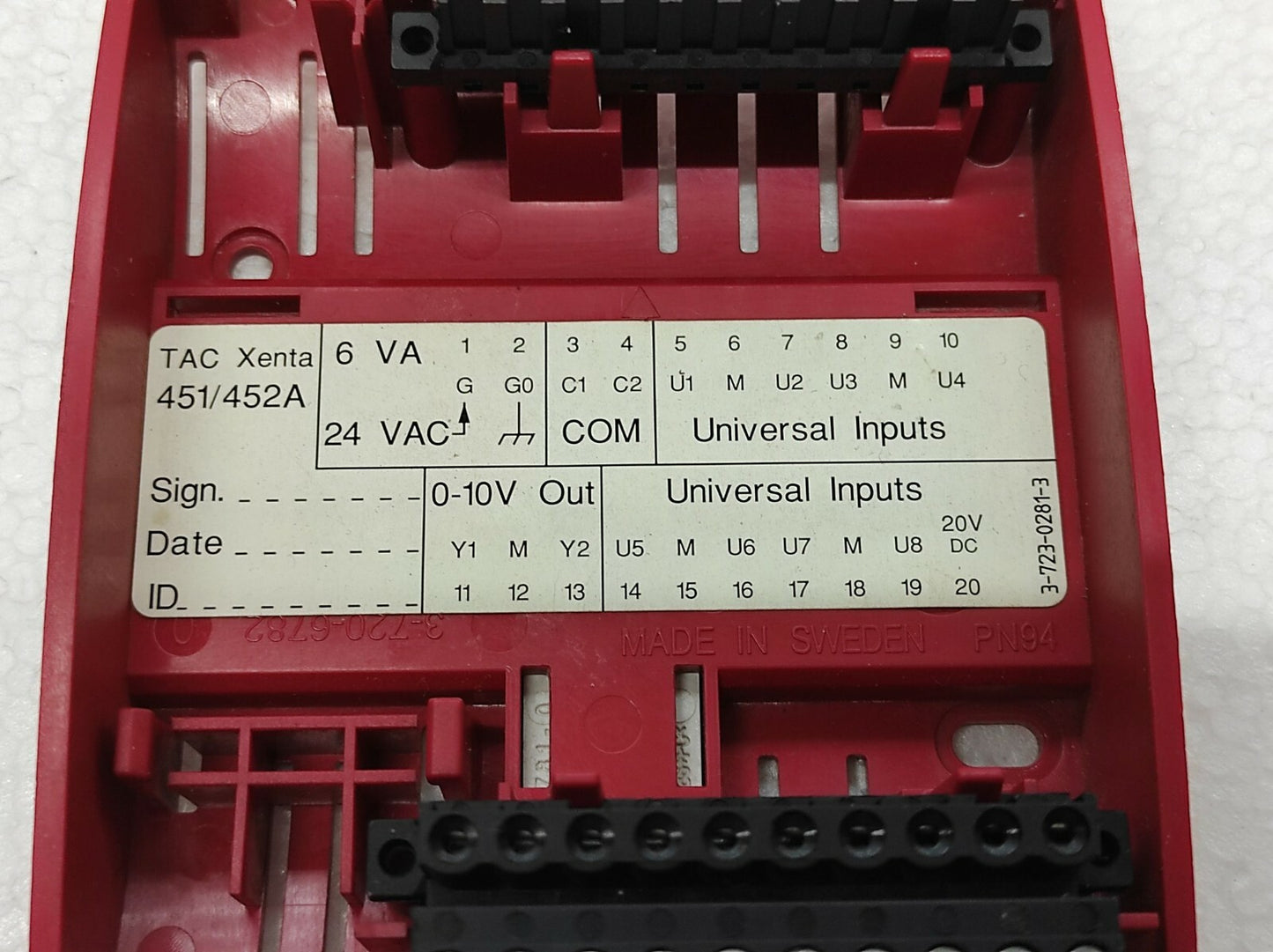 SE TAC XENTA 451/452A Universal Input and Analog Output Module