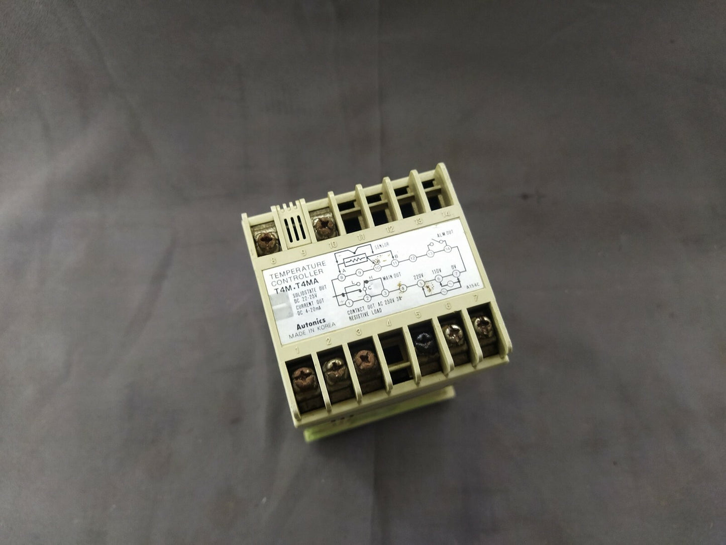 Autonics T4M.T4MA Temperature Controller 110-220V T4M