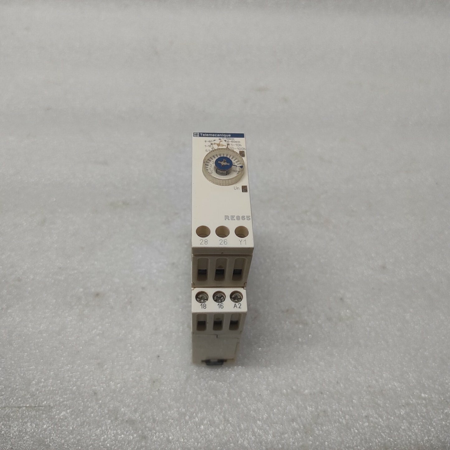 SE RE88865215 ON DELAY TIMING RELAY 24VDC/24-240VAC 0.1S-100H