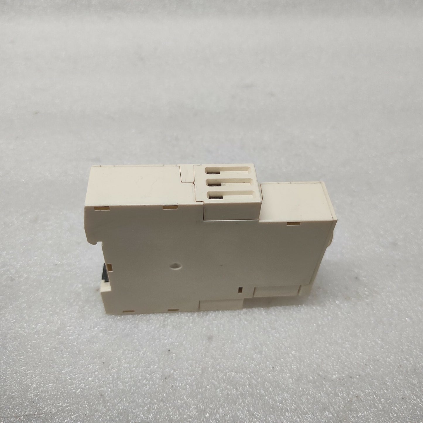 SE RE88865215 ON DELAY TIMING RELAY 24VDC/24-240VAC 0.1S-100H