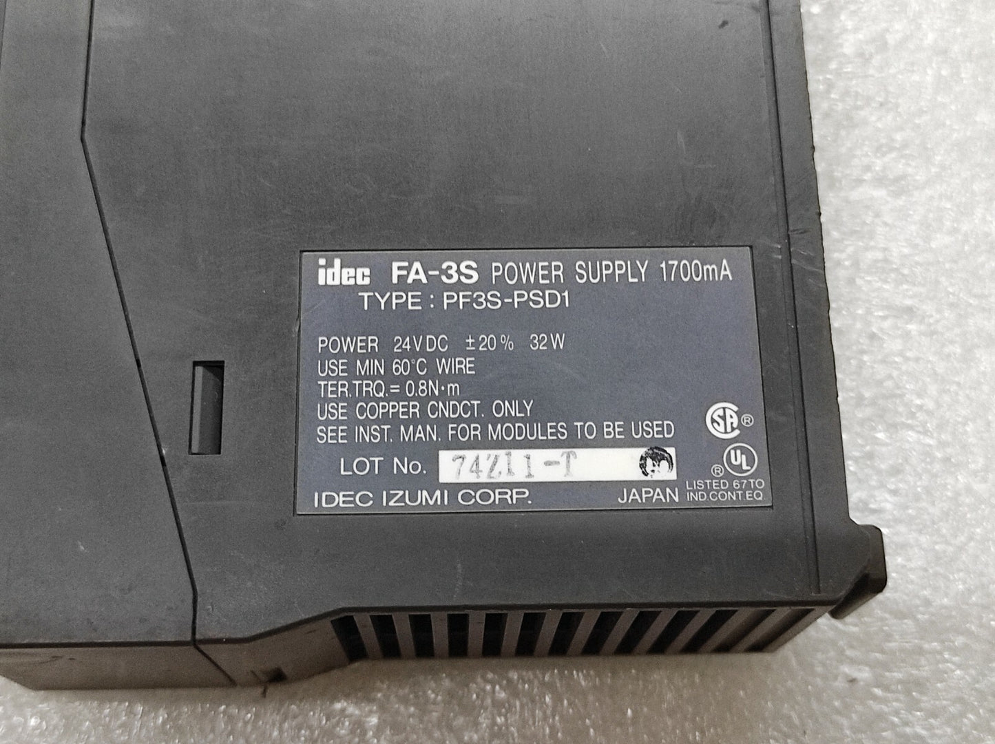 IDEC PF3S-PSD1 POWER SUPPLY 24VDC