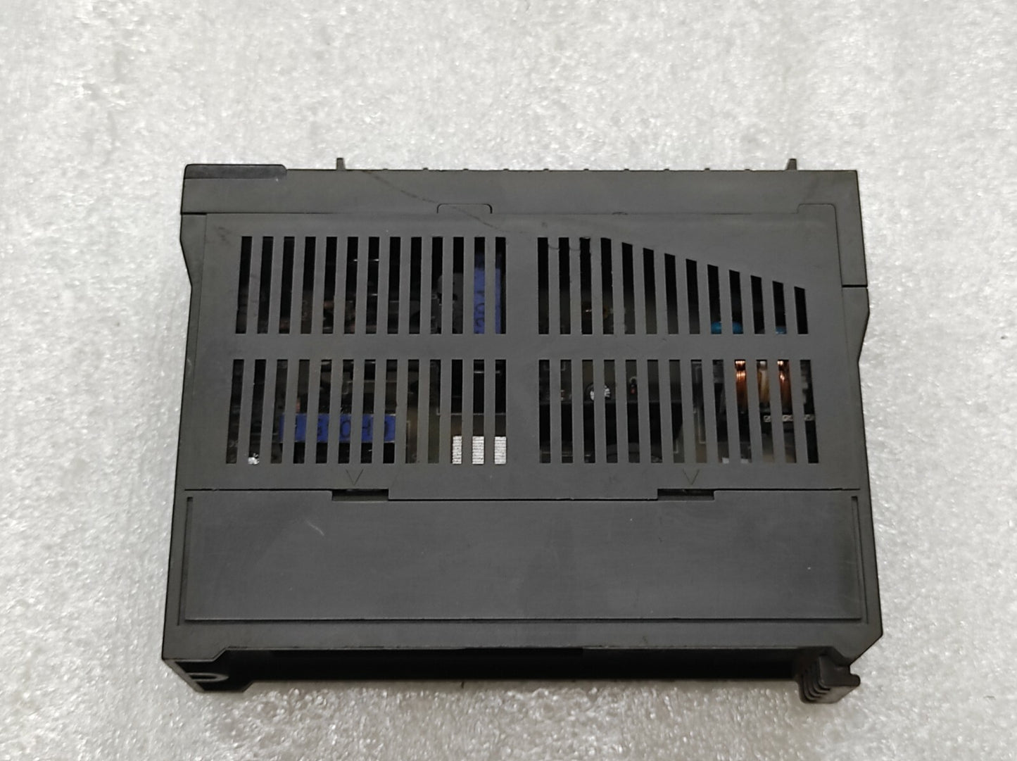 IDEC PF3S-PSD1 POWER SUPPLY 24VDC