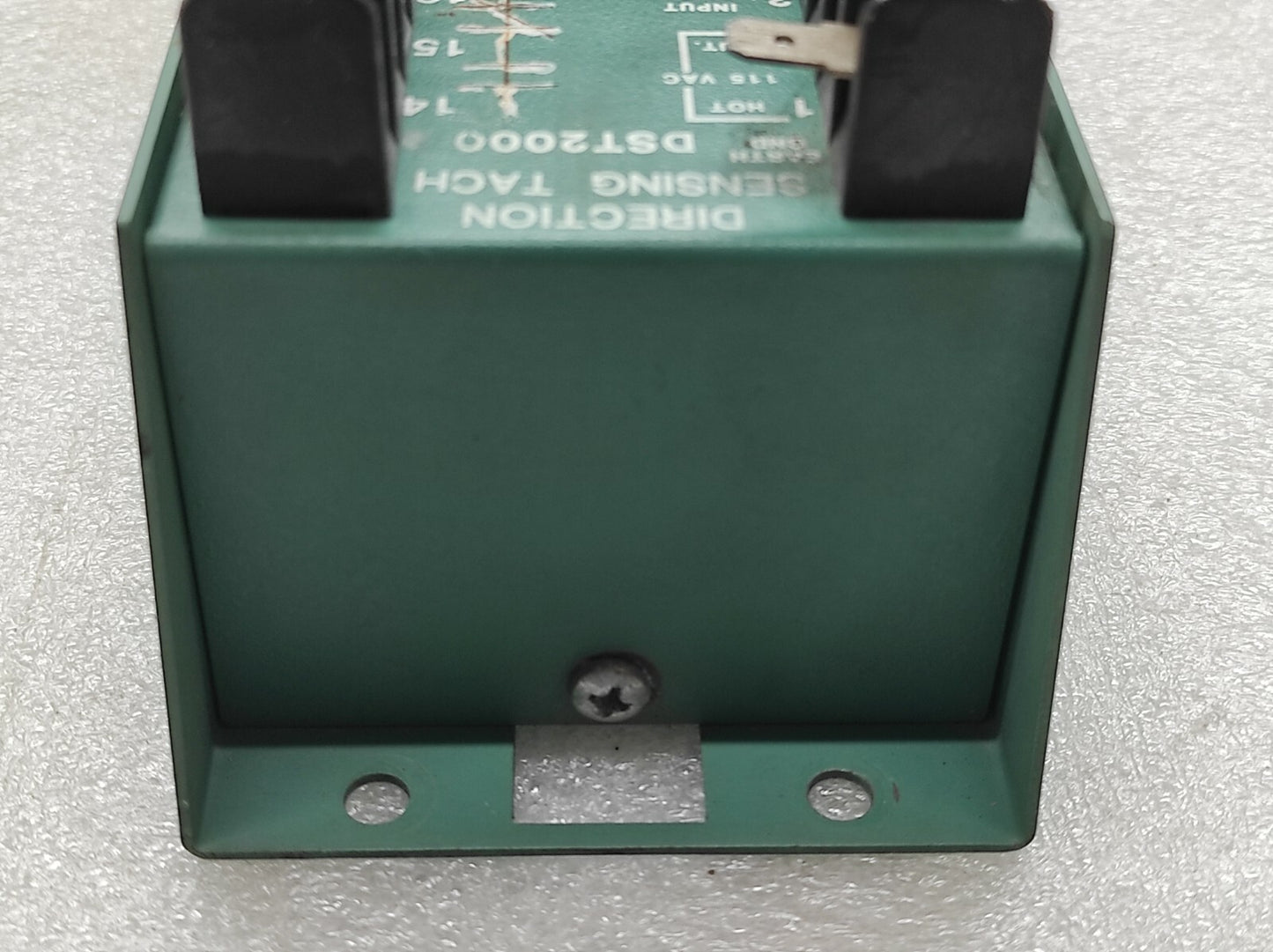 DYNALCO DST2000B-61 DIRECTION SENSING TACH DST2000