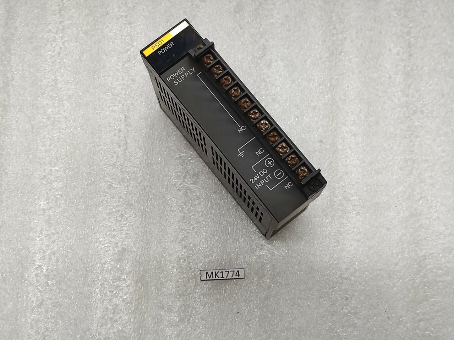 IDEC PF3S-PSD1 POWER SUPPLY 24VDC