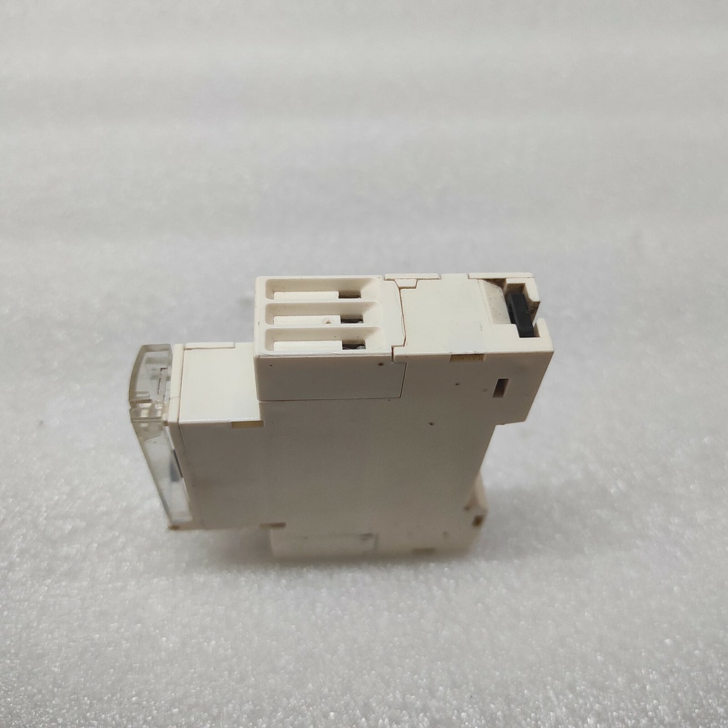 SE RE11RAMU TIMING RELAY 0.1S-100H 24VDC/24-240VAC