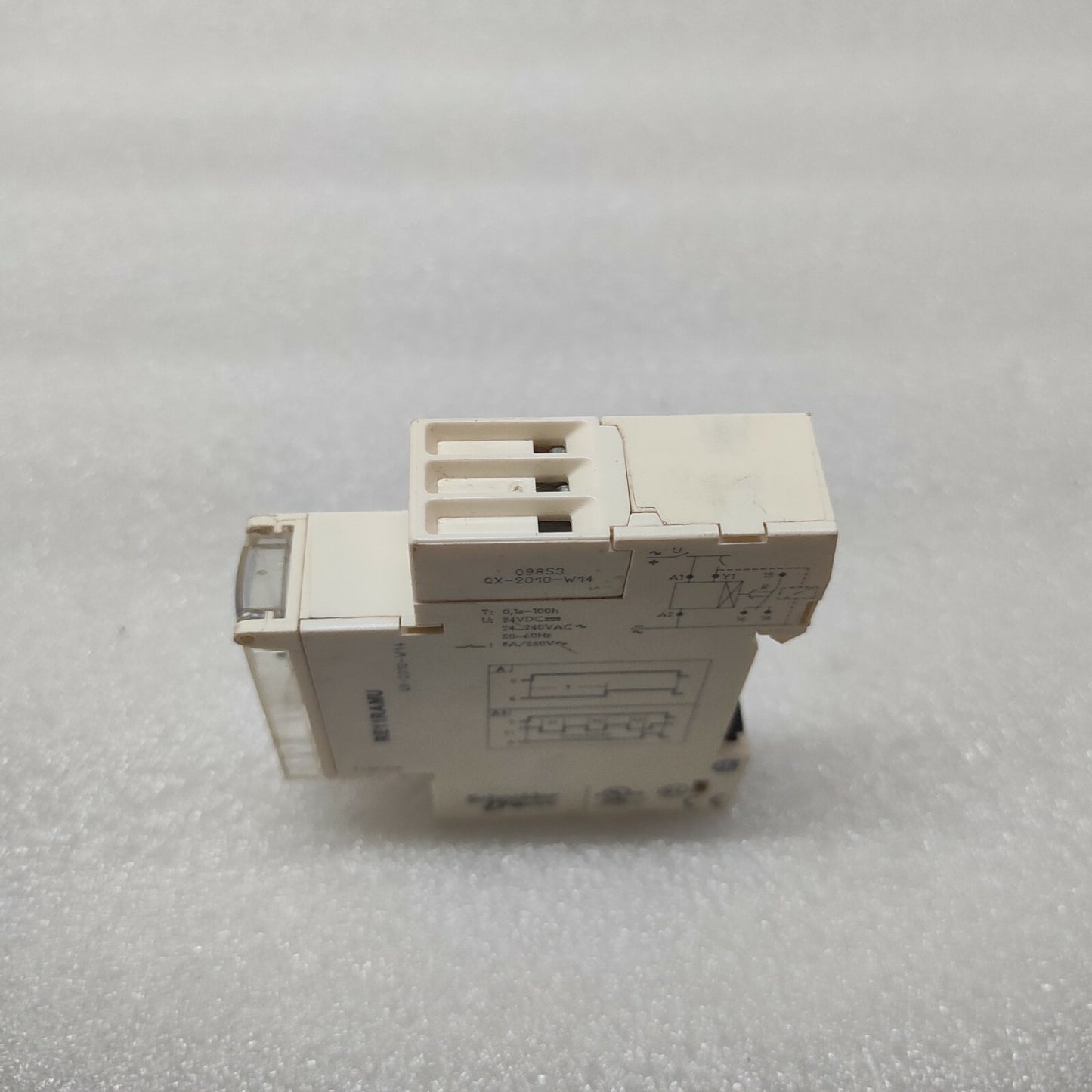 SE RE11RAMU TIMING RELAY 0.1S-100H 24VDC/24-240VAC