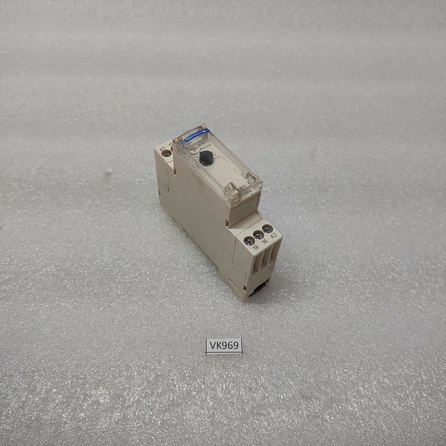 SE RE11RAMU TIMING RELAY 0.1S-100H 24VDC/24-240VAC